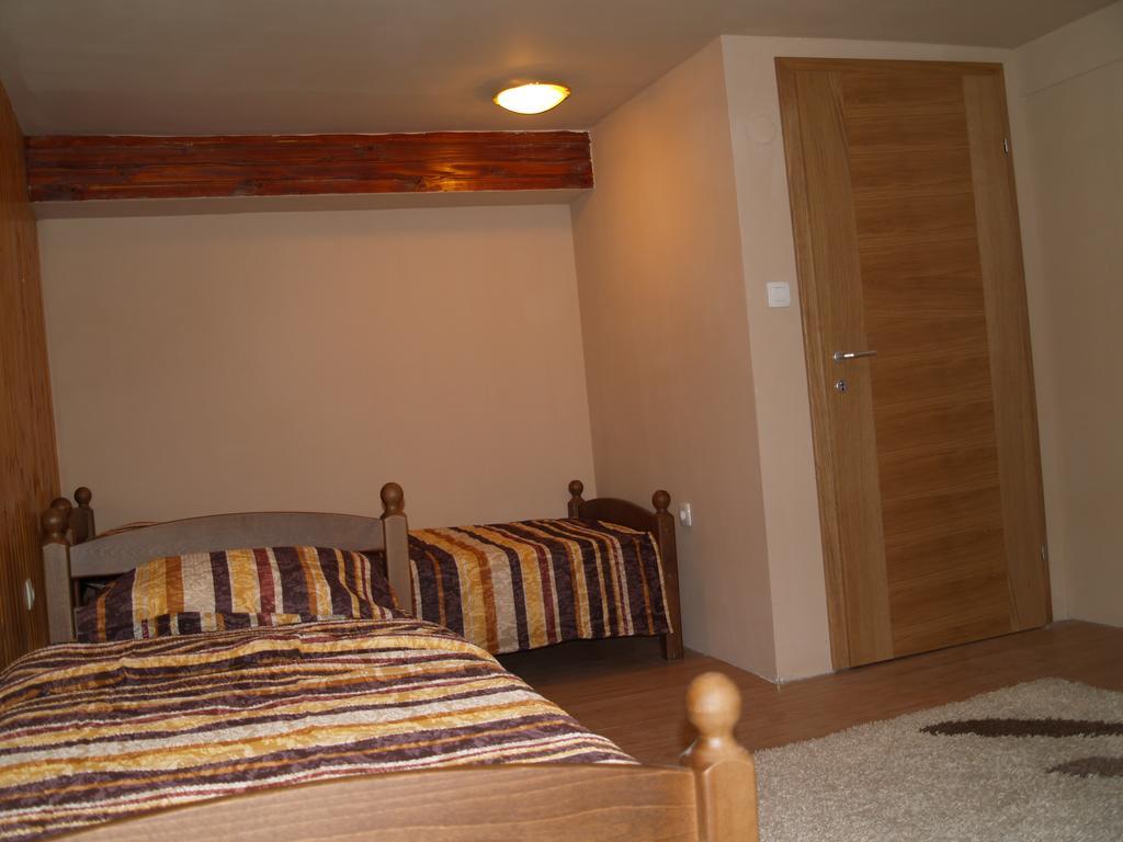 Guesthouse Mell Mostar Buitenkant foto