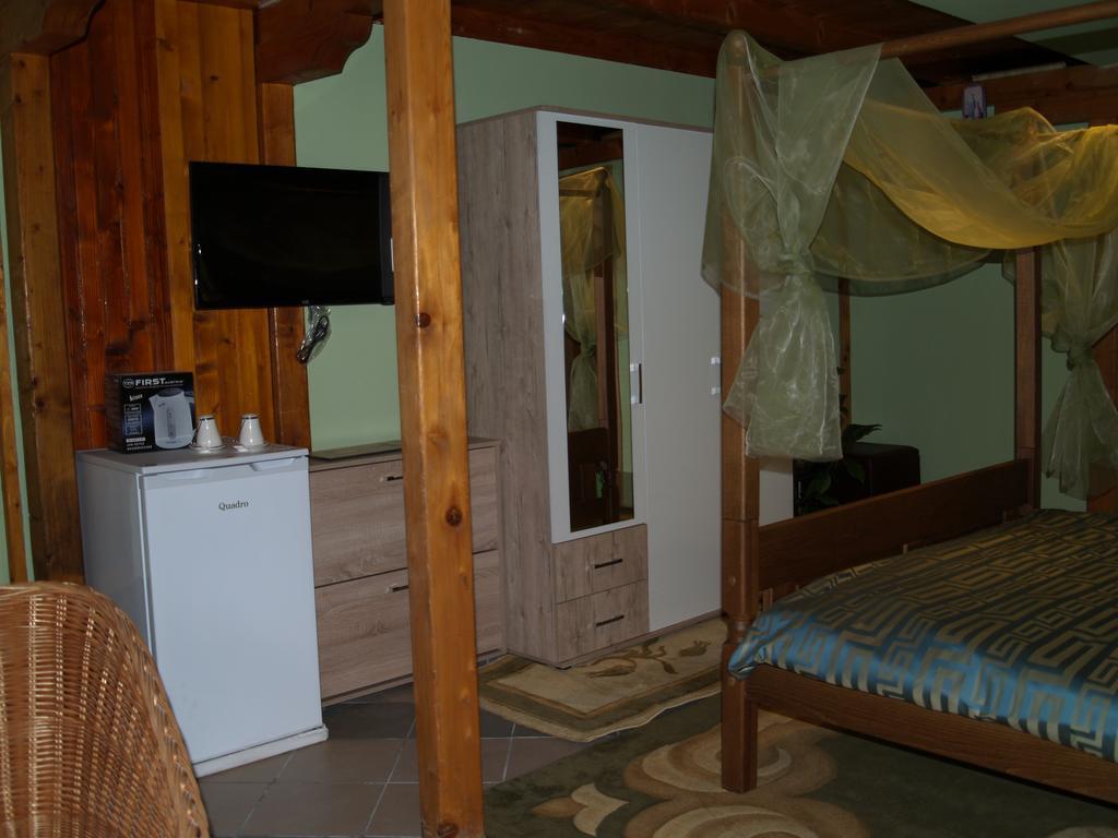 Guesthouse Mell Mostar Buitenkant foto